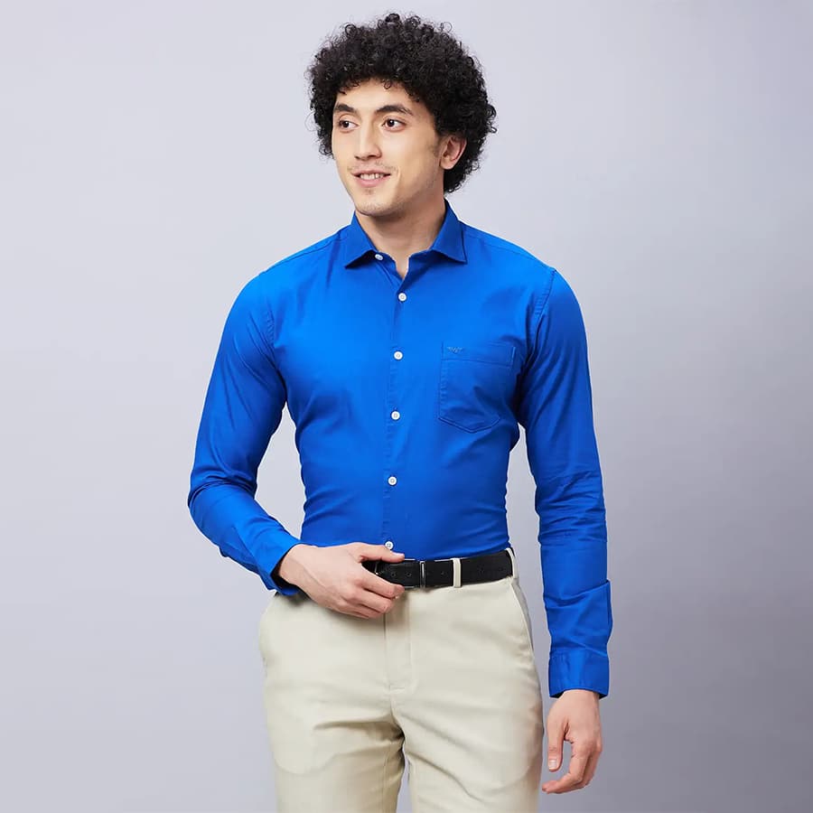 Park Avenue Men Blue Slim Fit Solid Casual Shirt