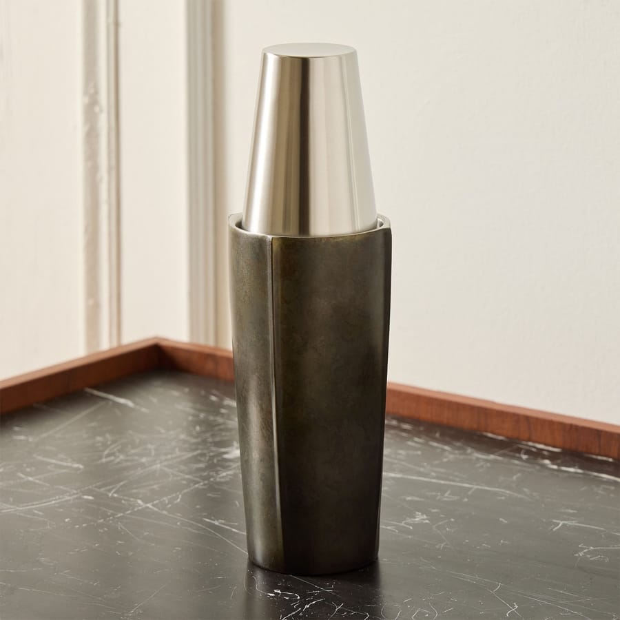 Ve Metal Barware Collection