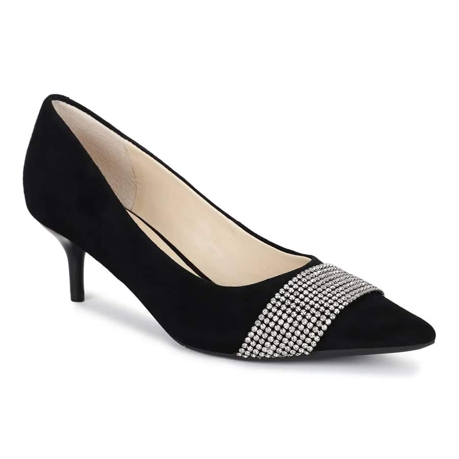 Black Pumps for Women