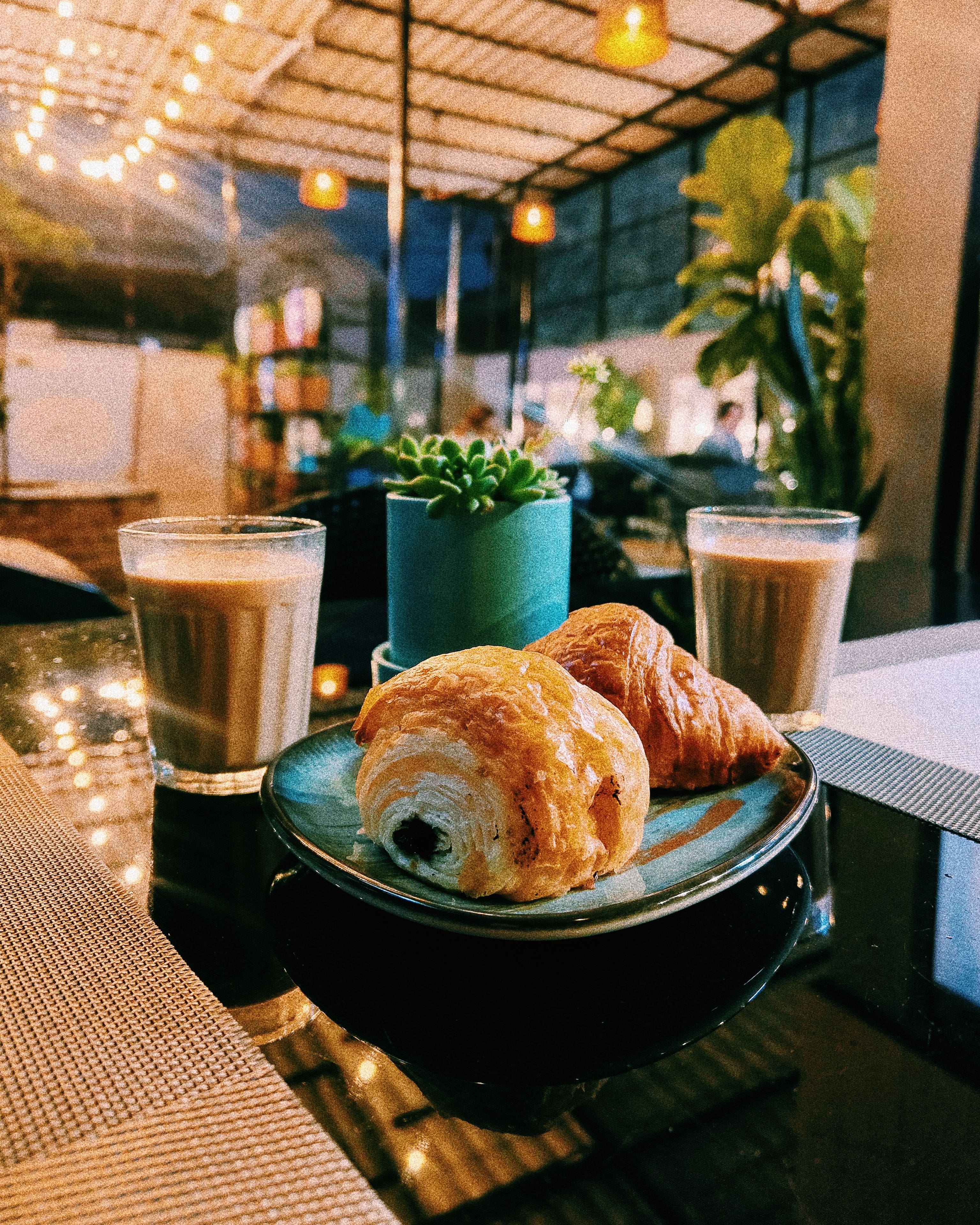 Pune Cafés that Deserve a Spot on Your Feed