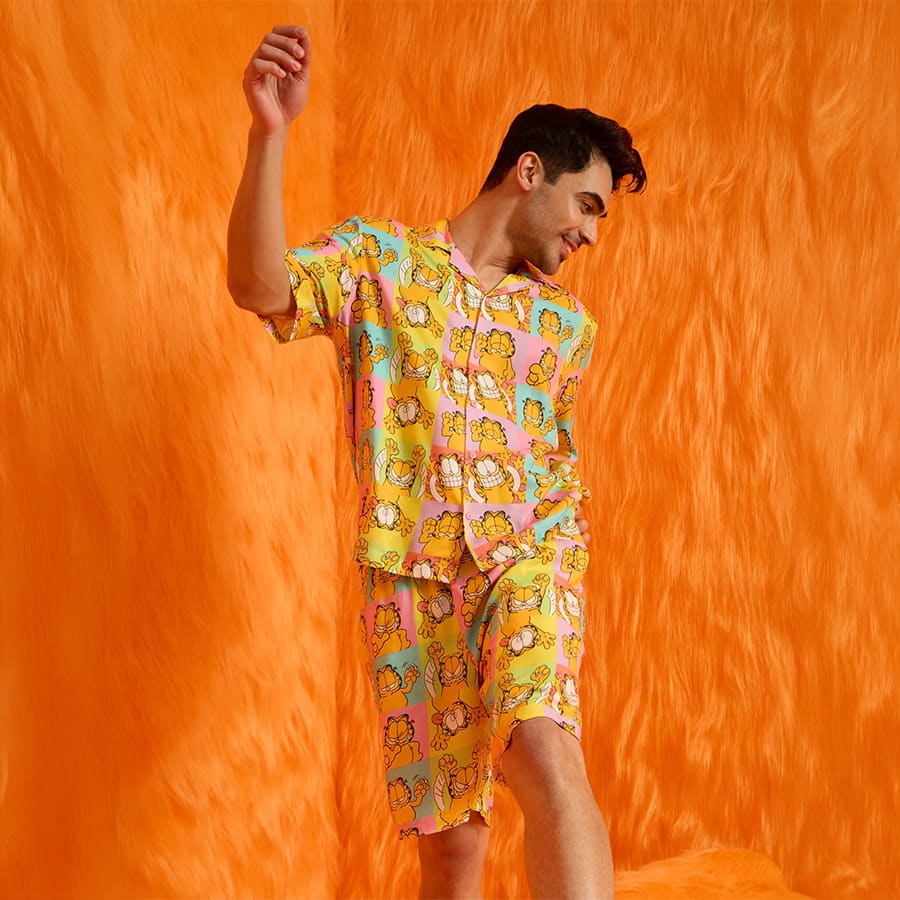 Garfield Happy Faces Button Down Shorts Set