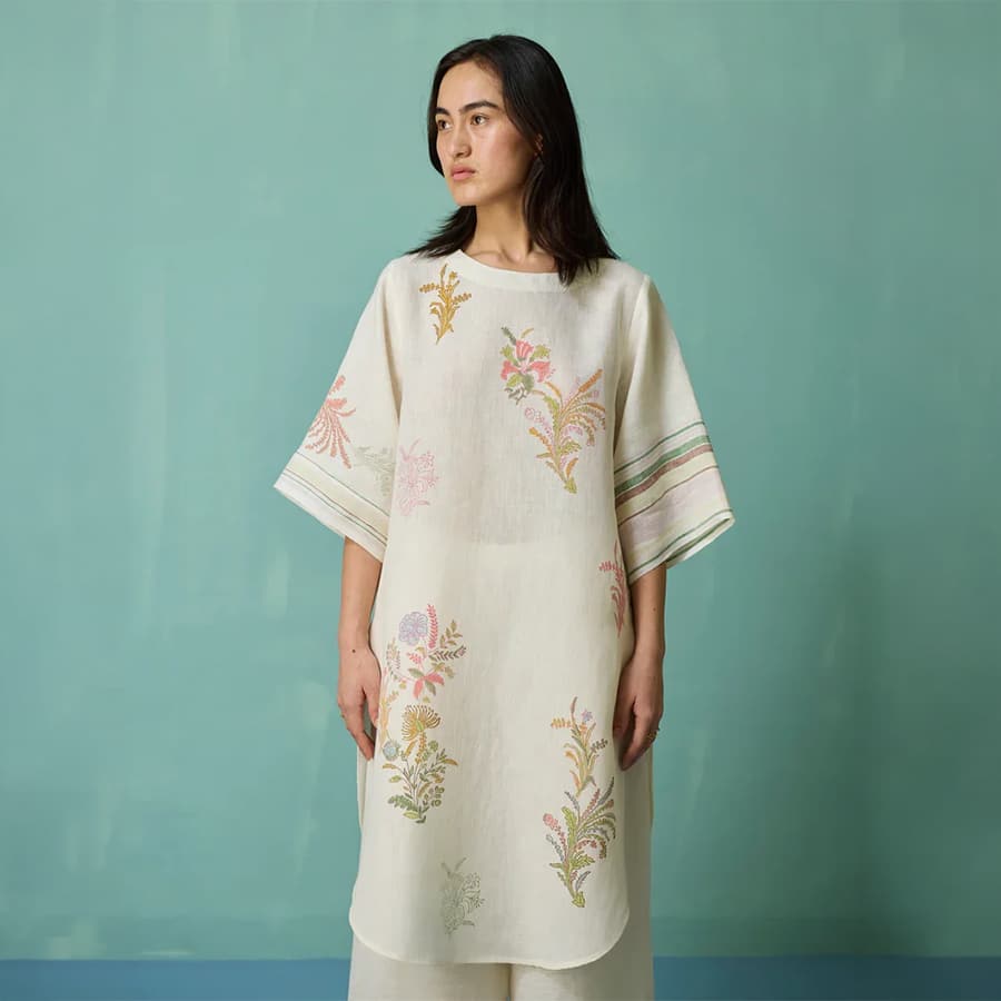 Nami Floral Block-Printed Curved Hem Kurta - Ivory