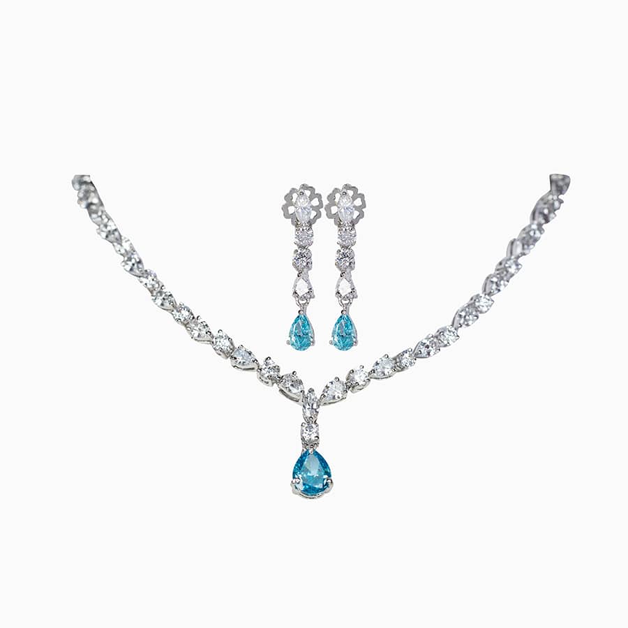 SWAROVSKI NECKLACE