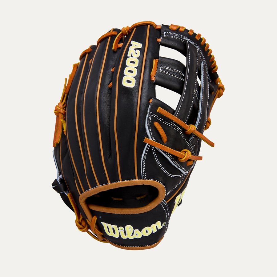 2026 A2000® Classics Series 1750 12.5” Outfield Baseball Glove