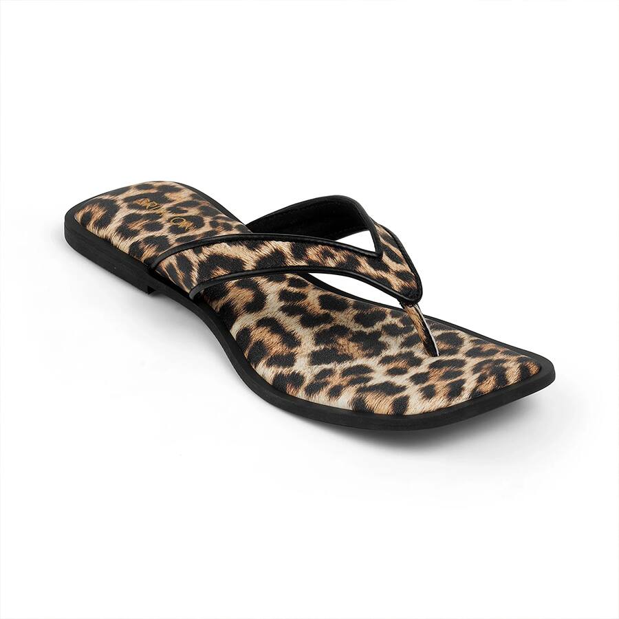 BIANCA- BROWN FLATS