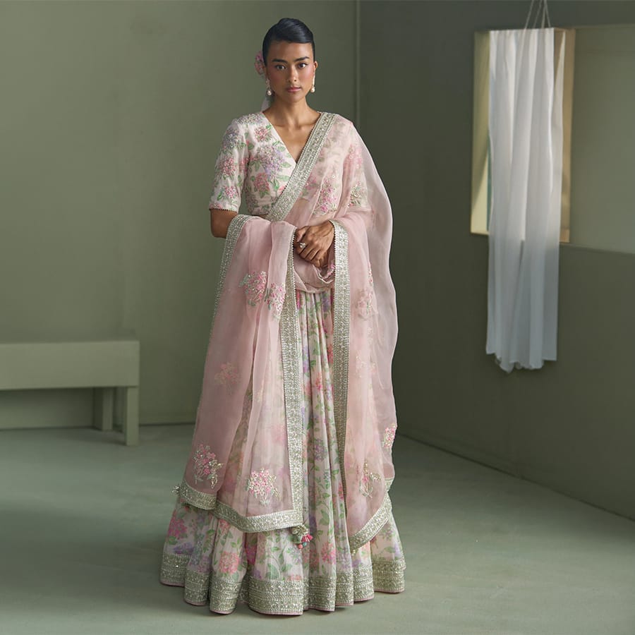 Alice Lehenga