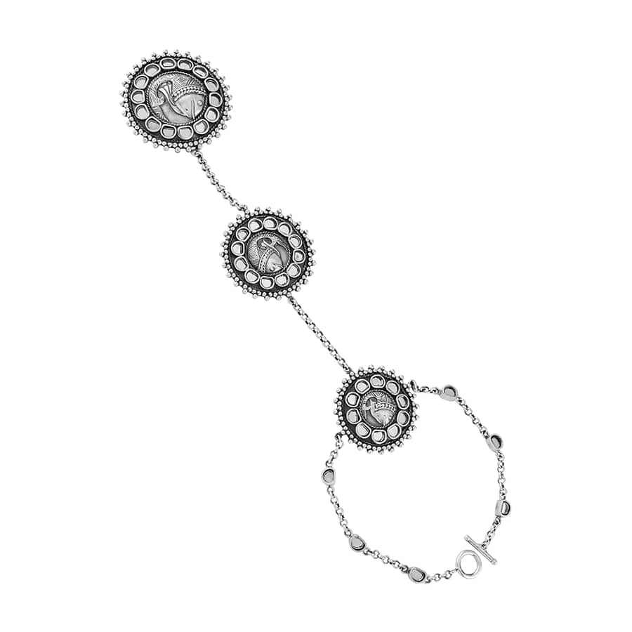 Silver Oxidised Fish Motif Rawa Mirror Haathphool