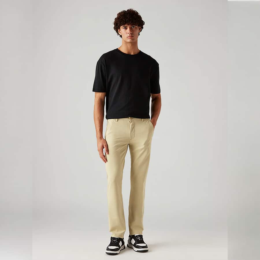 Men's 511 Beige Slim Fit Mid Rise Tech Pant