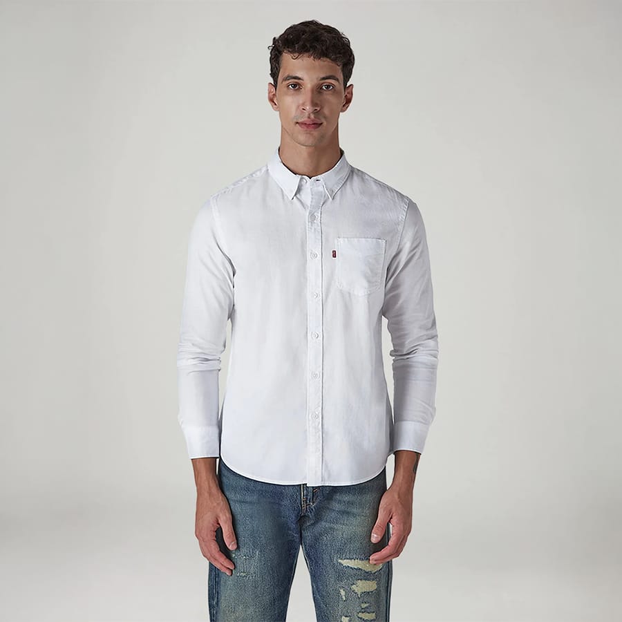Men's Solid Button Down Collar Slim Fit Oxford Shirt