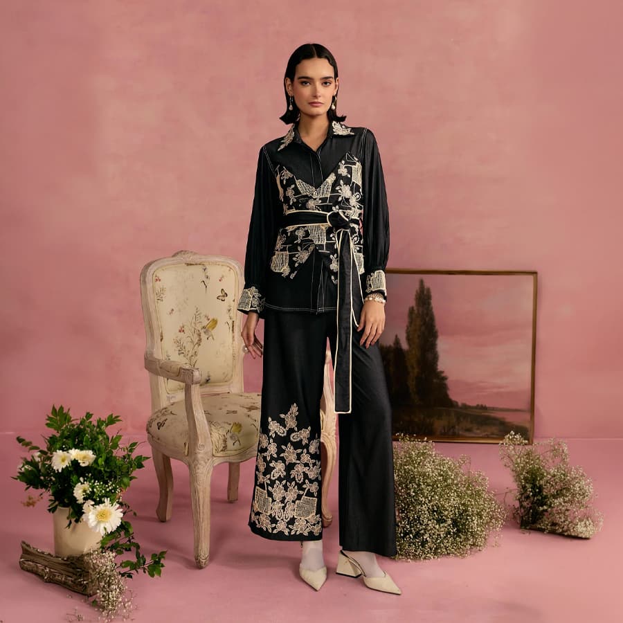 Noir Bloom Bib Co-ord Set