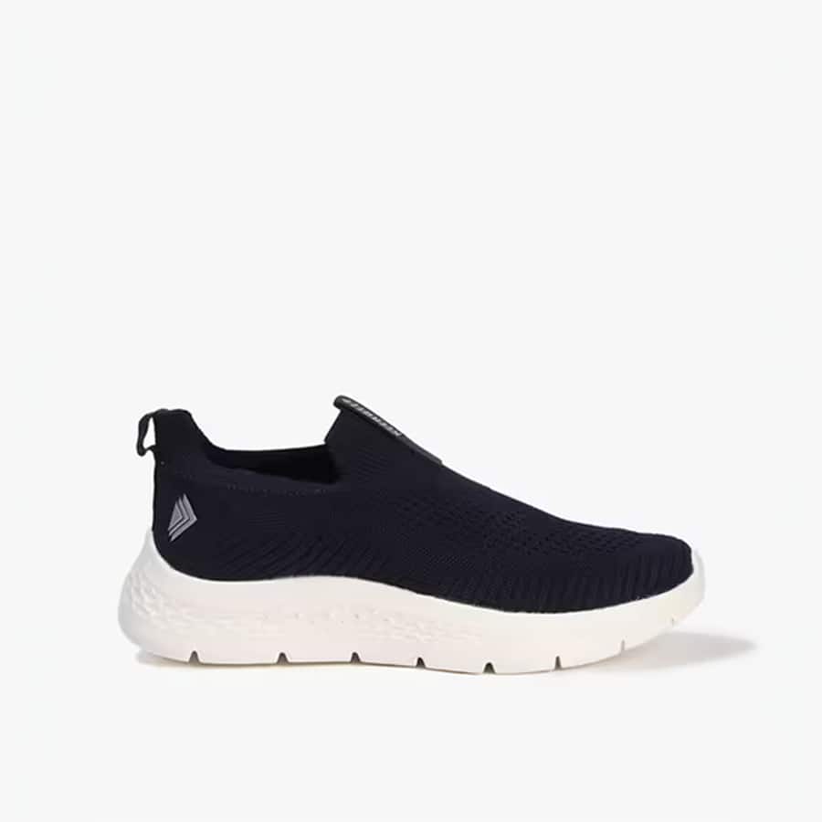 Men Low-Top Slip-On Shoes