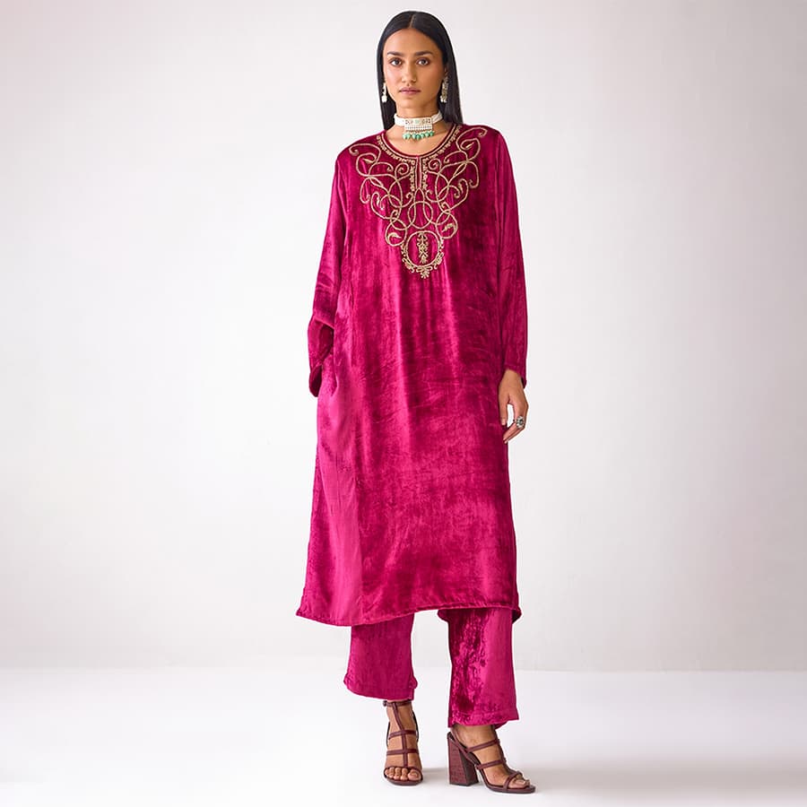 Masakkali Fuchsia Pink Velvet Kurta