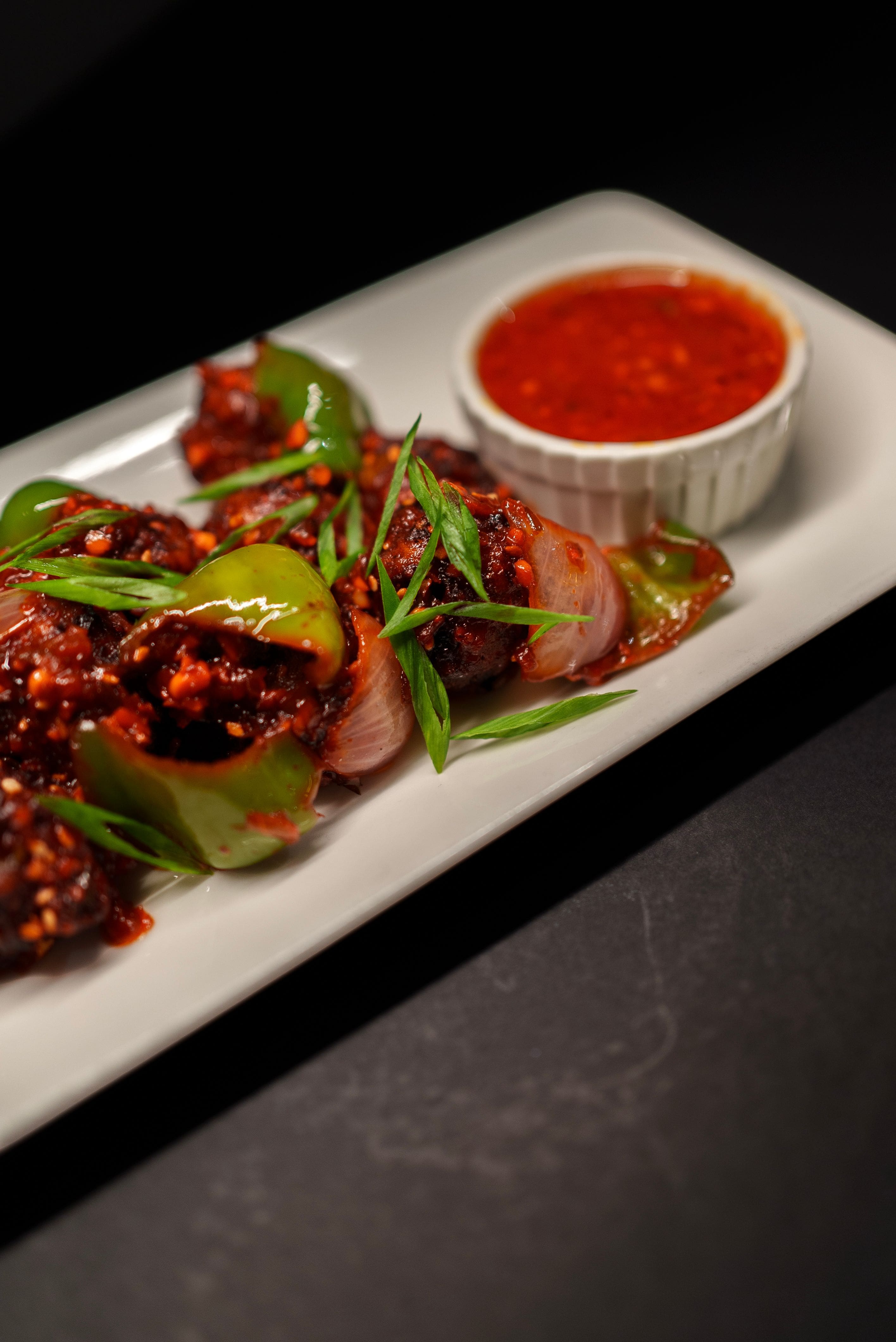 indo chinese, chinese restaurants, chinese food, hakka noodles, chilli chicken - Kolkata’s Old-School Indo-Chinese Favourites - img1