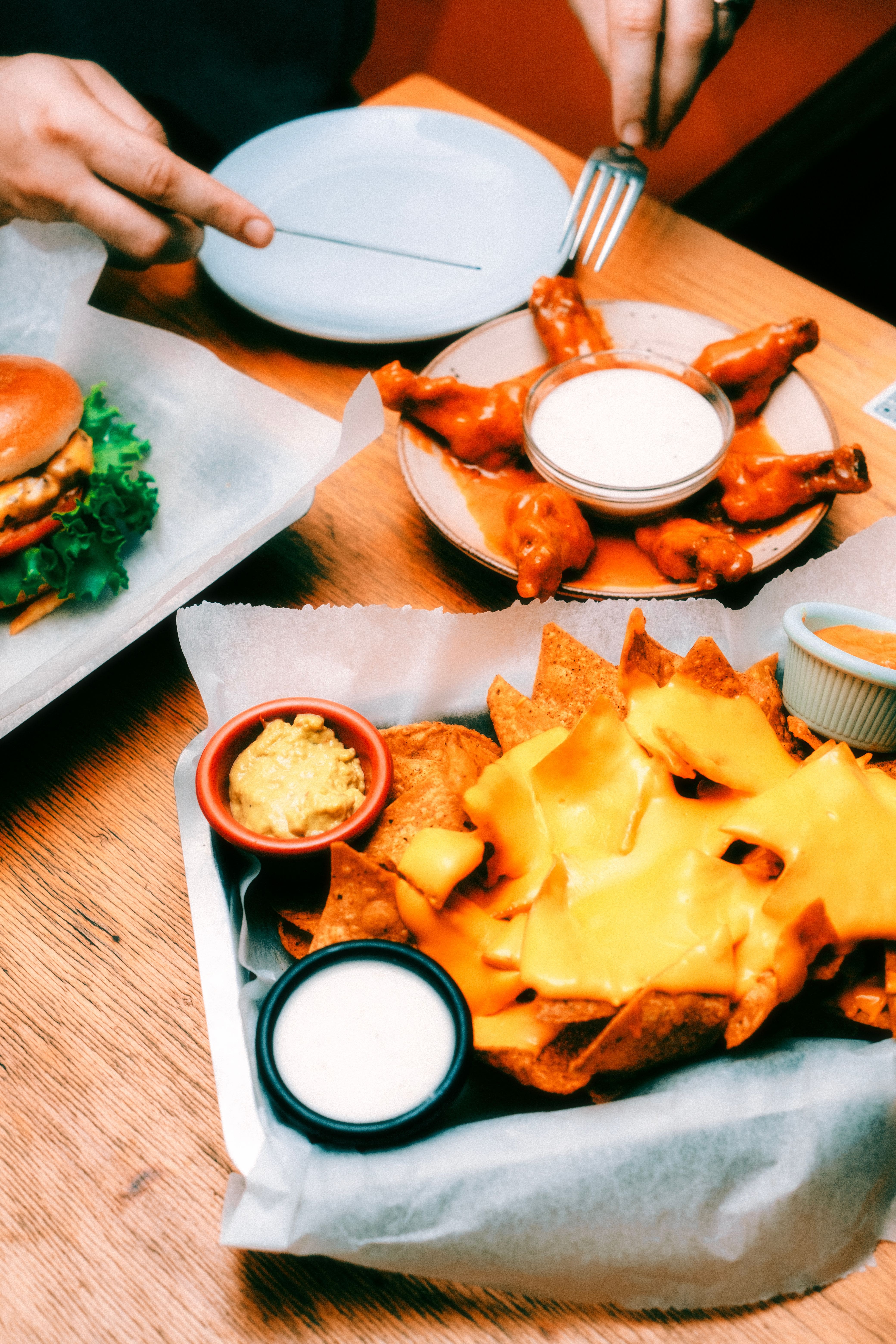 American restaurants, American food, burgers, steaks, sandwiches, American chopsuey - Pune's Guide to American Comfort Food - img1