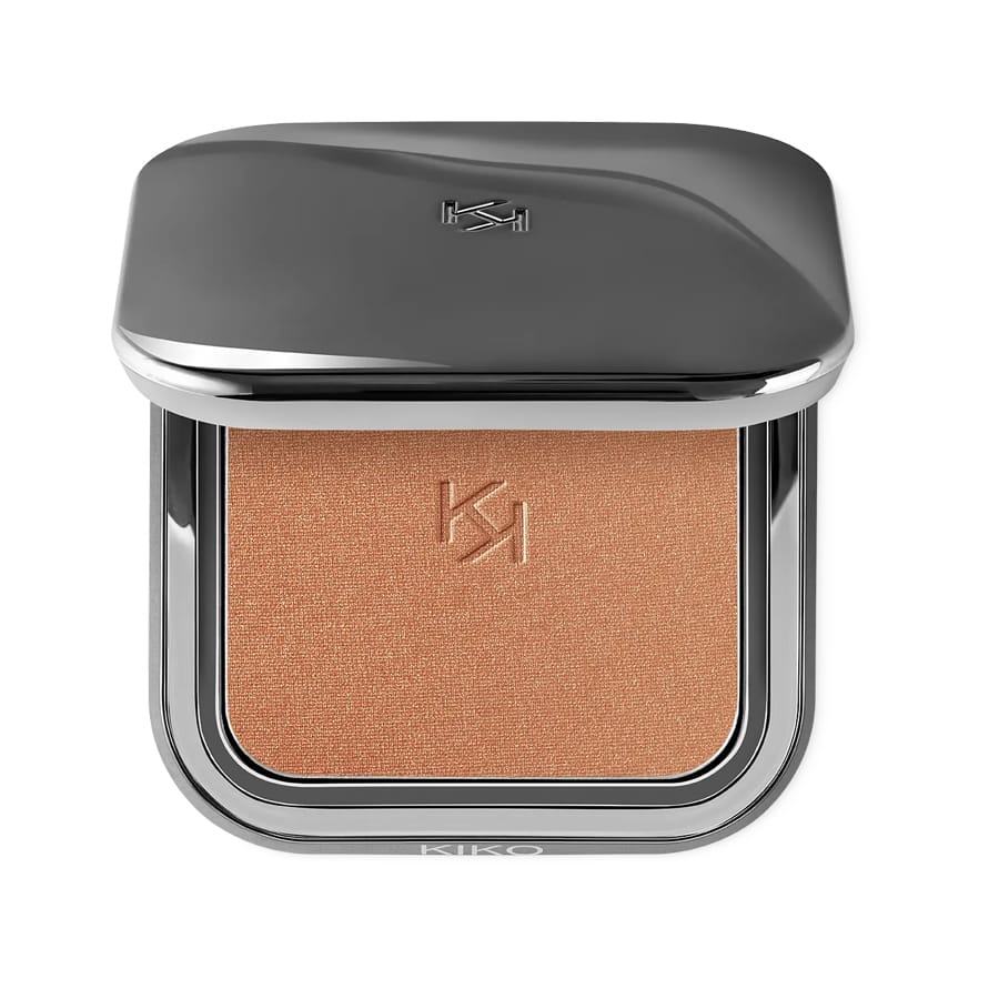 Radiant Touch Bronzing Powder