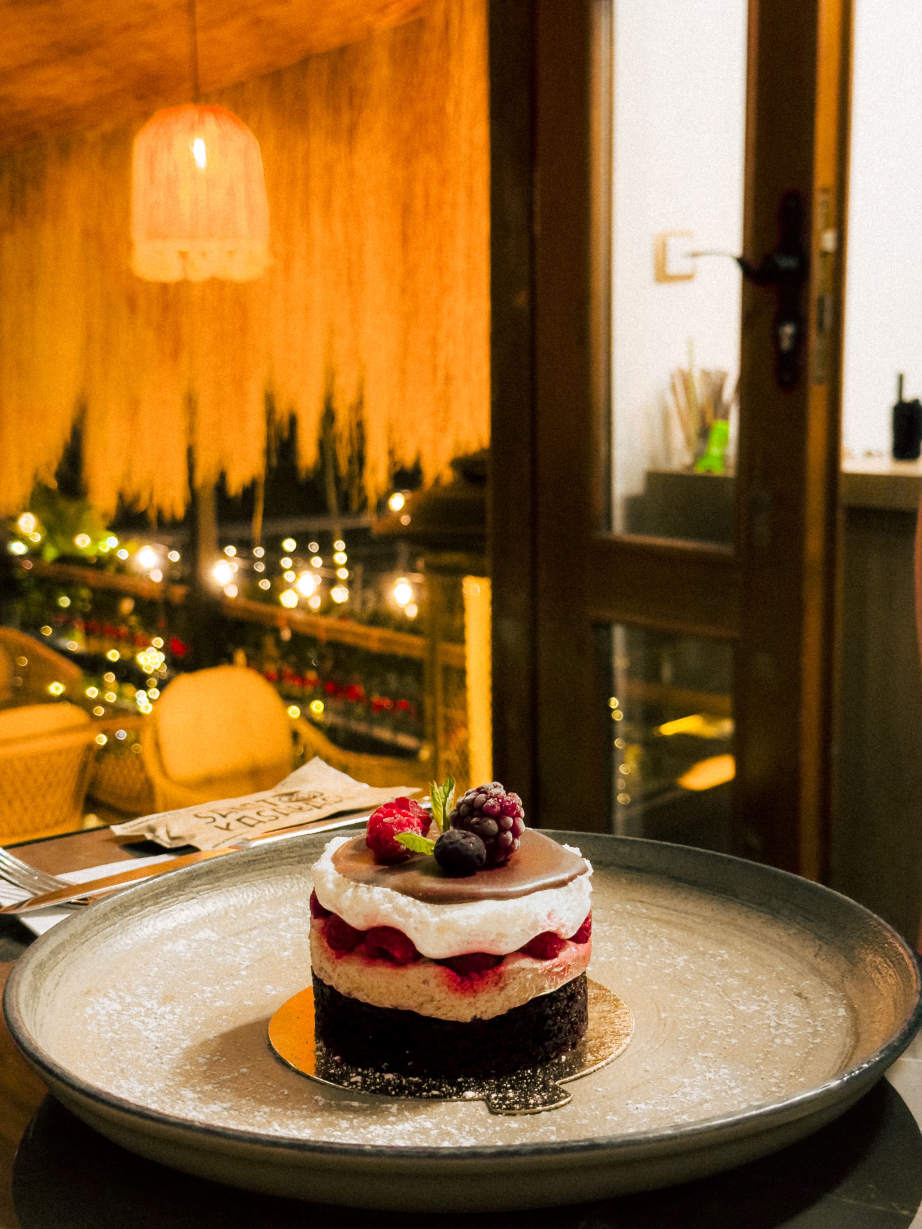 desserts near me, dessert places near me - Goa's Best Dessert Spots for a Late Night Fix - img1