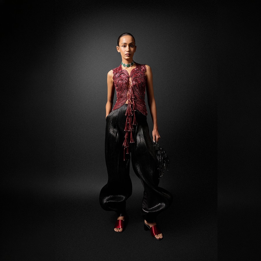 Paisley Top with Metallic Harem Pants