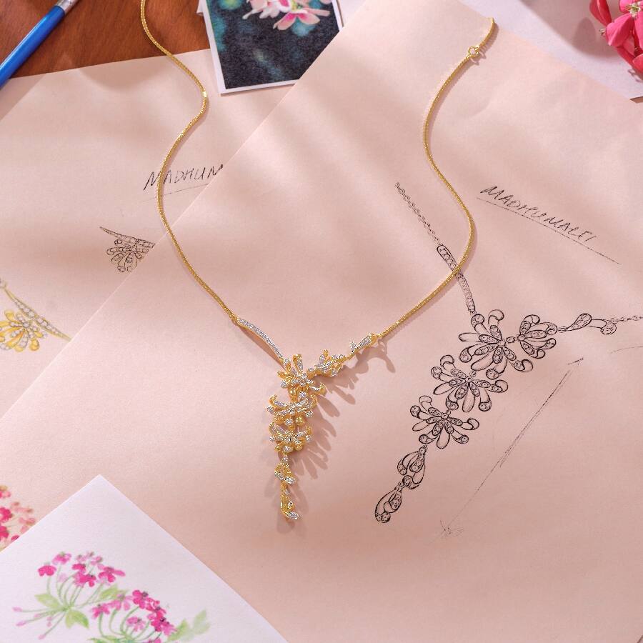 Stylish Floral 14Kt Yellow Gold Necklace