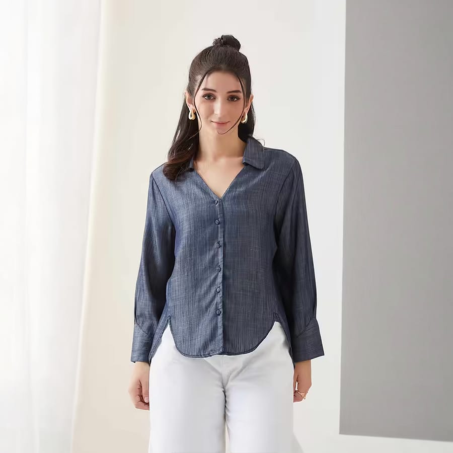 Solid Collared Blended Fabric Women's Casual Shirt