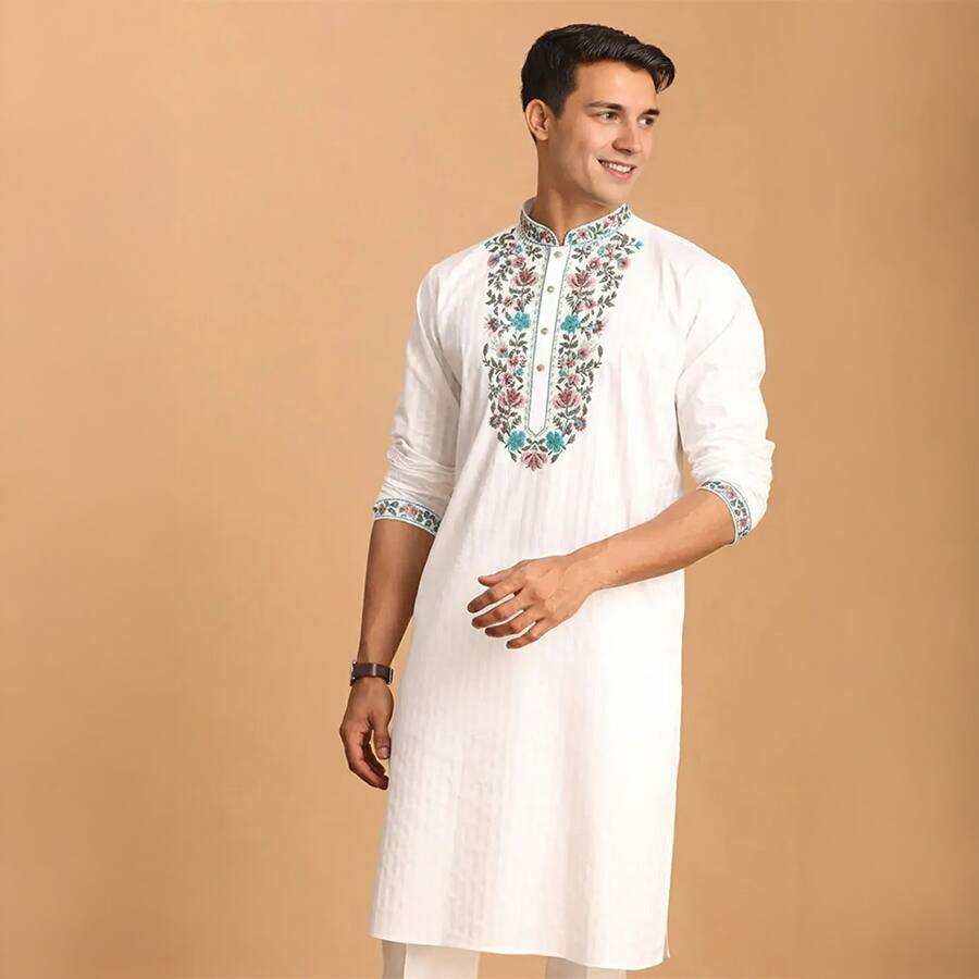 Embroidered Blended Fabric Regular Fit Men Kurta