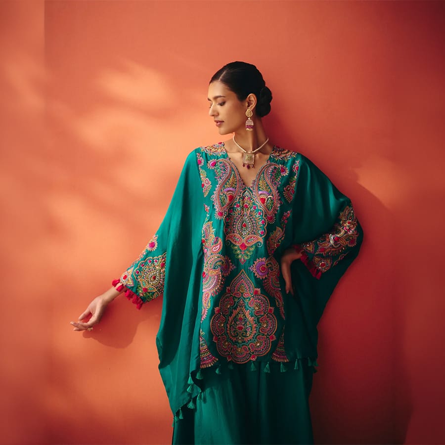 Kayuri Kurta Set
