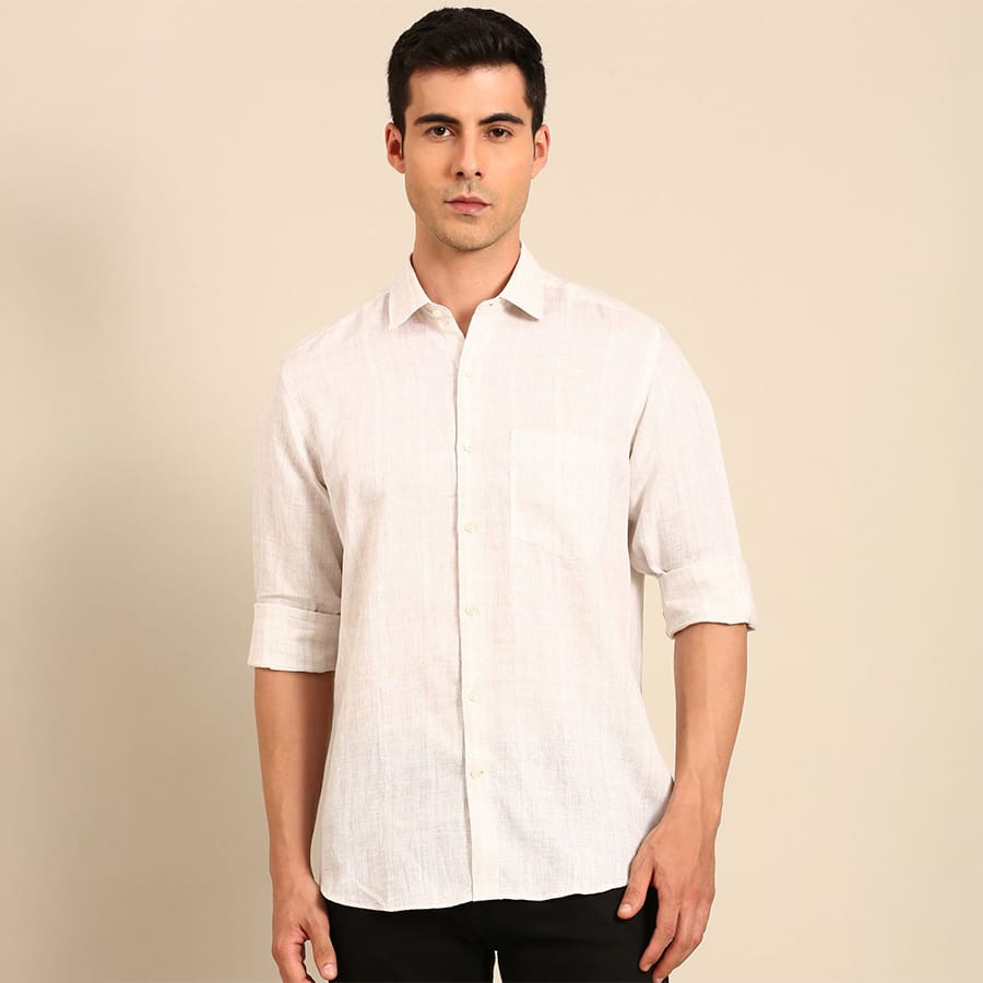 Linen Club Men S Pure Linen White Checked Contemporary Fit Full Sleeves Casual Shirt
