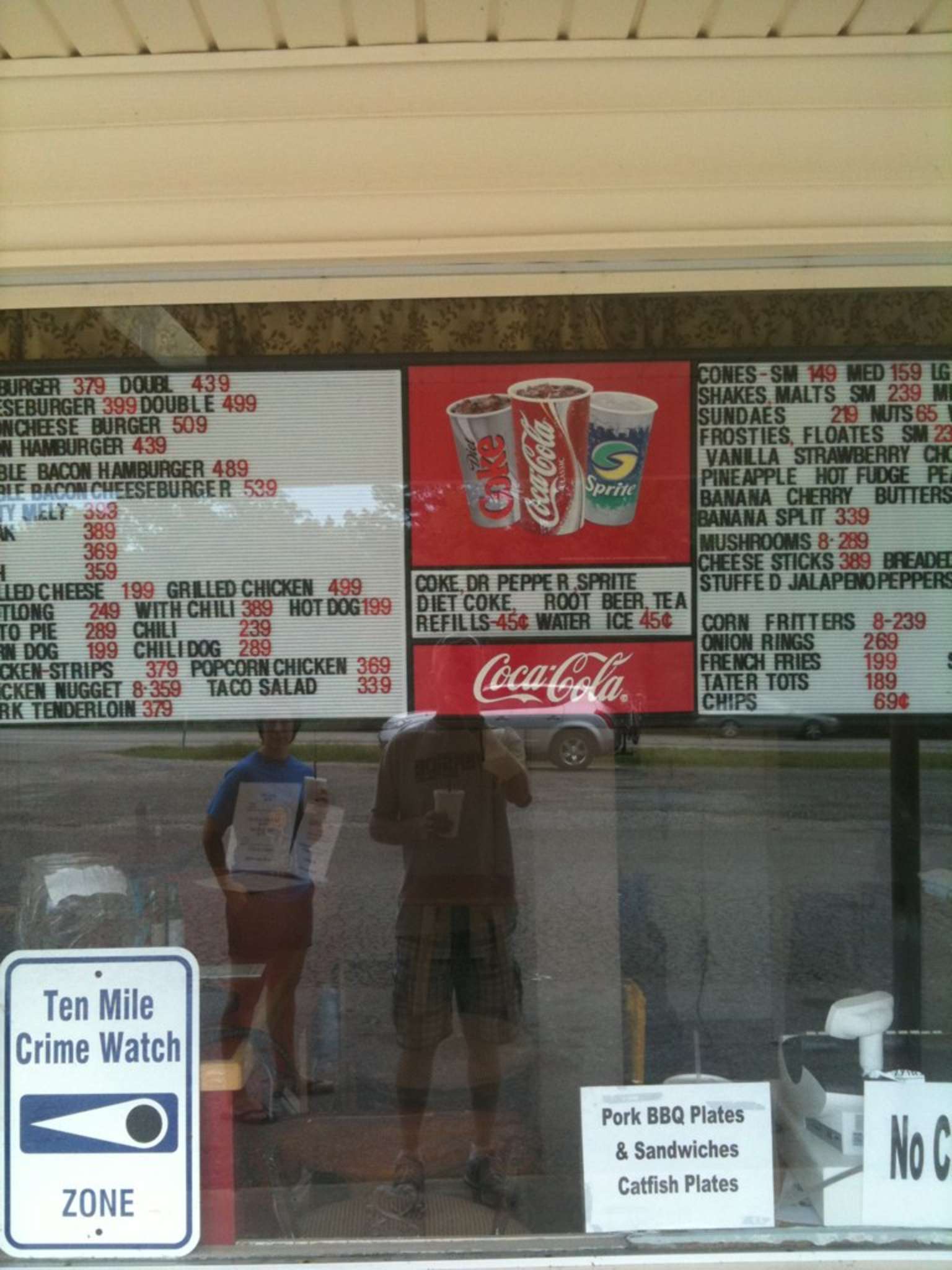 Kream Kastle Drive Inn menu, Menu restauracji Kream Kastle Drive Inn