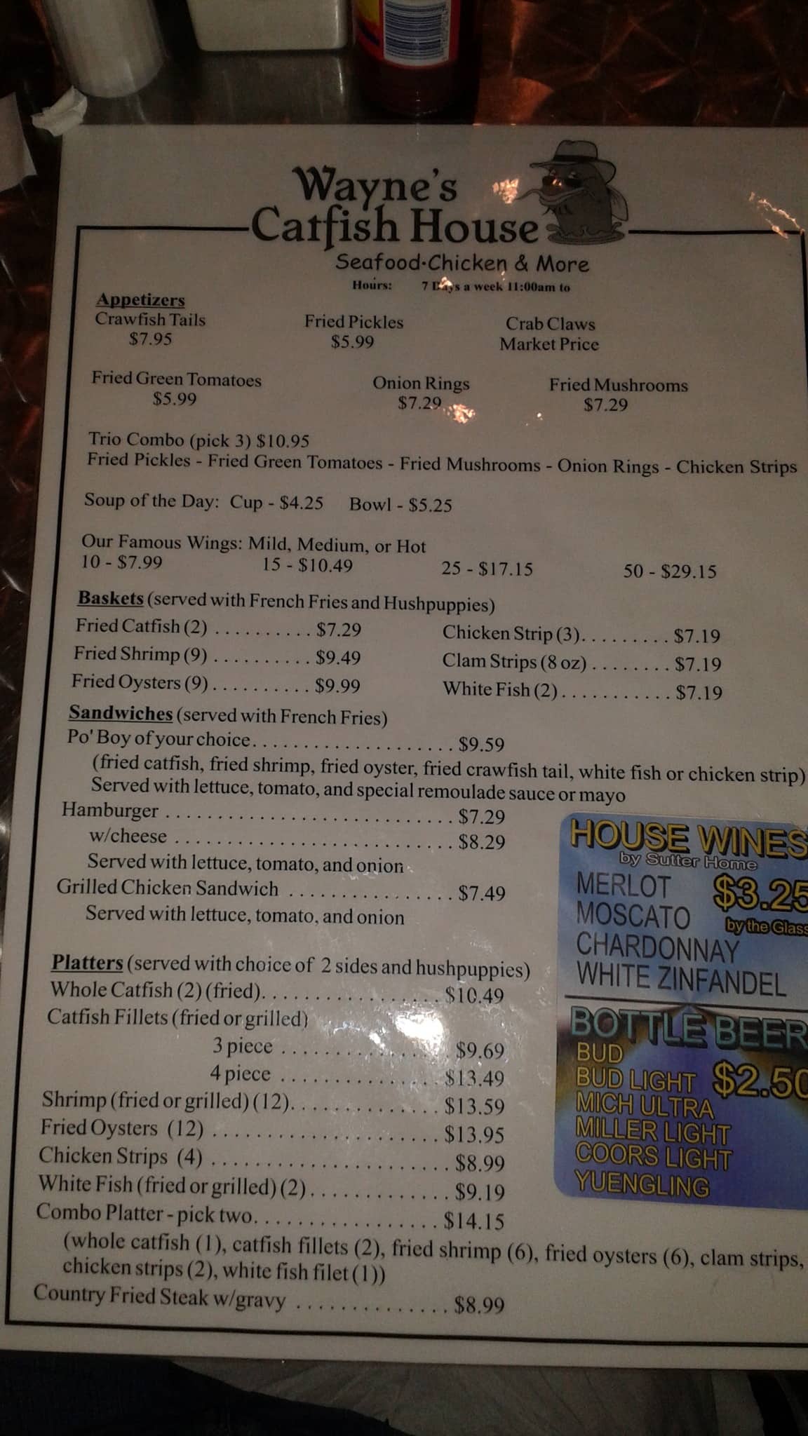 Menu at Wayne's Catfish House restaurant, Crestview