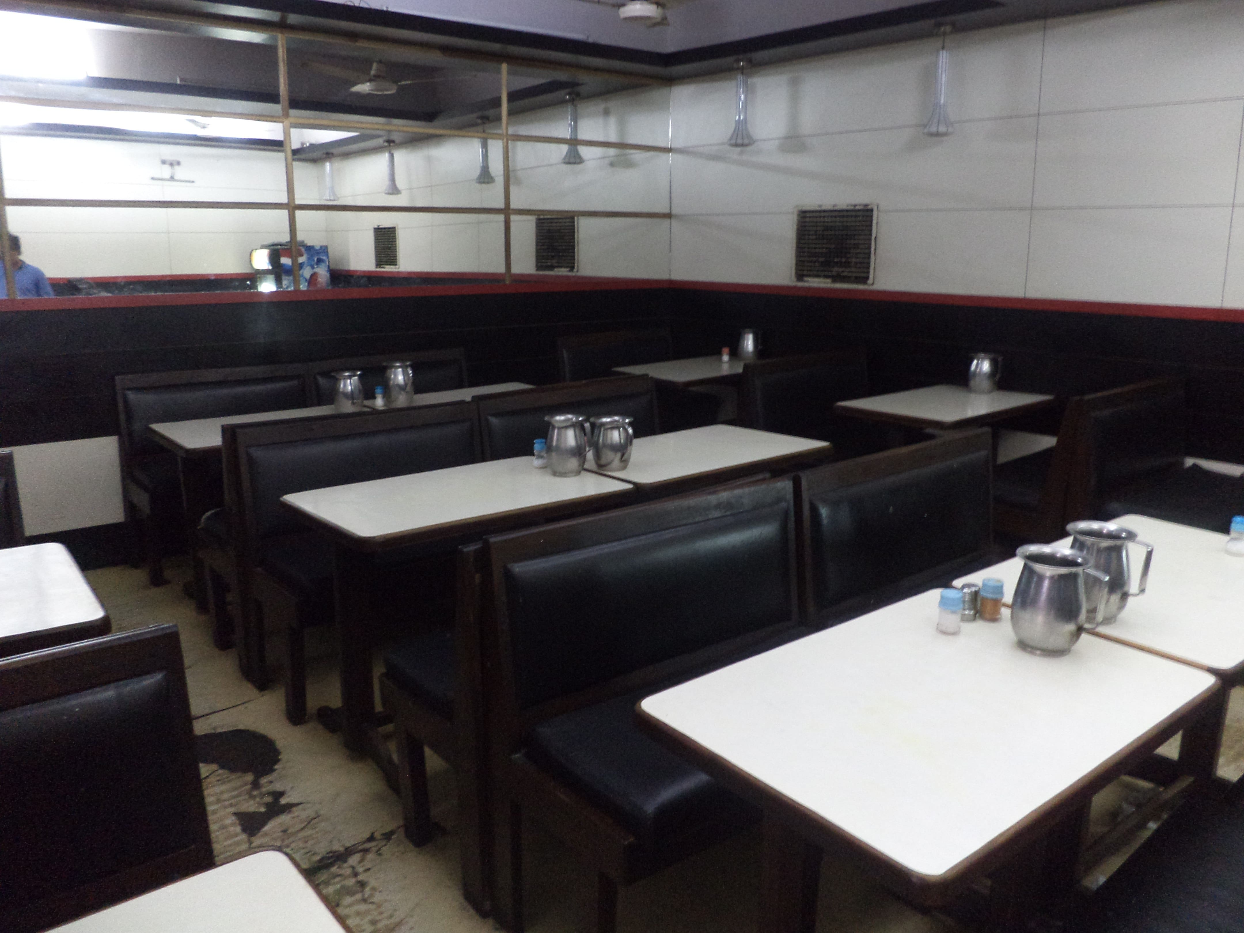 MOHAN S RESTAURANT LOUNGE visual data 4