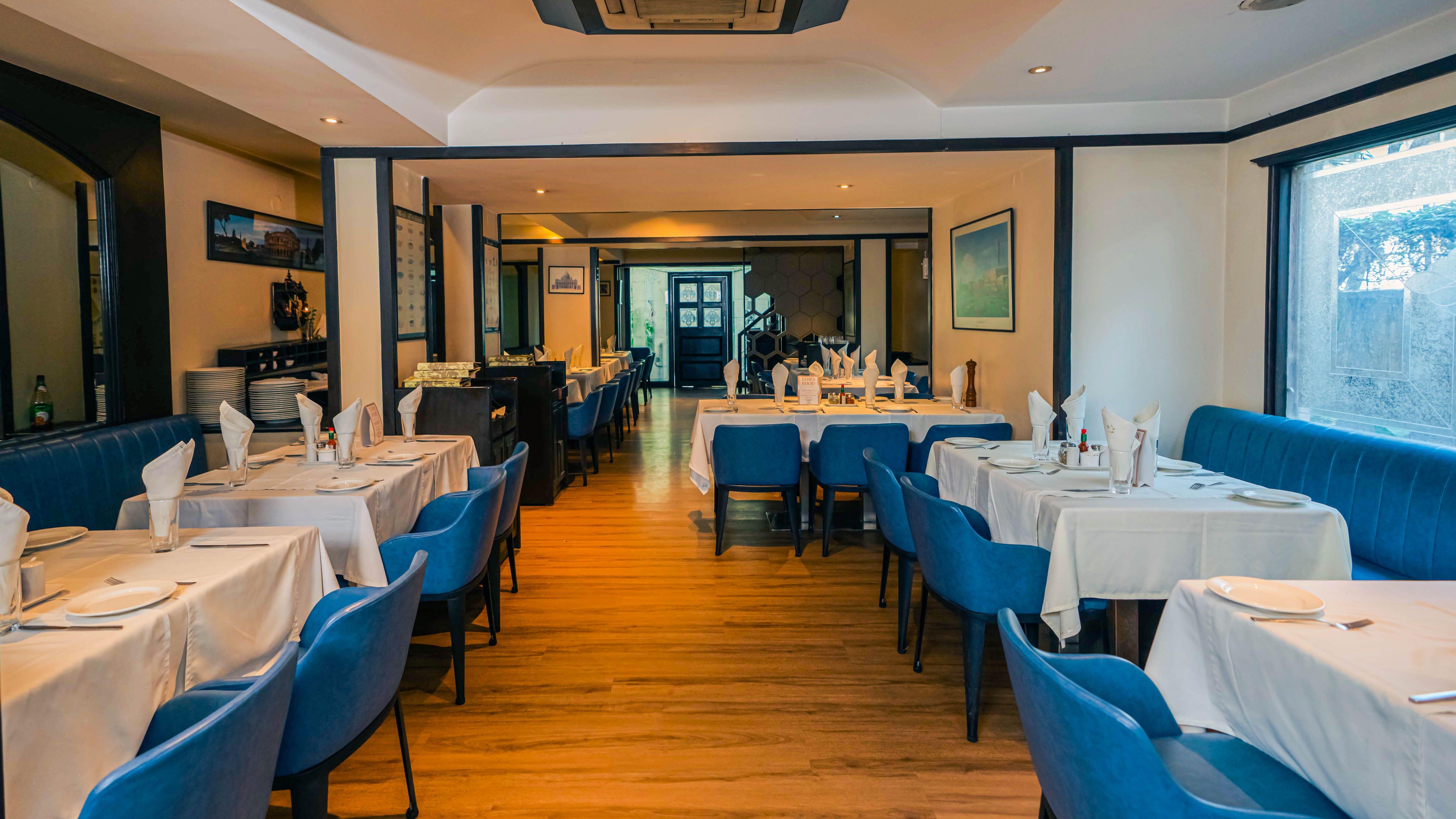 italian restaurants near me, italian food, italian restaurants, italian food near me, italian near me, pasta, pasta near me, carbonara, italian fine dining, date night restaurants - Little Italy - img2
