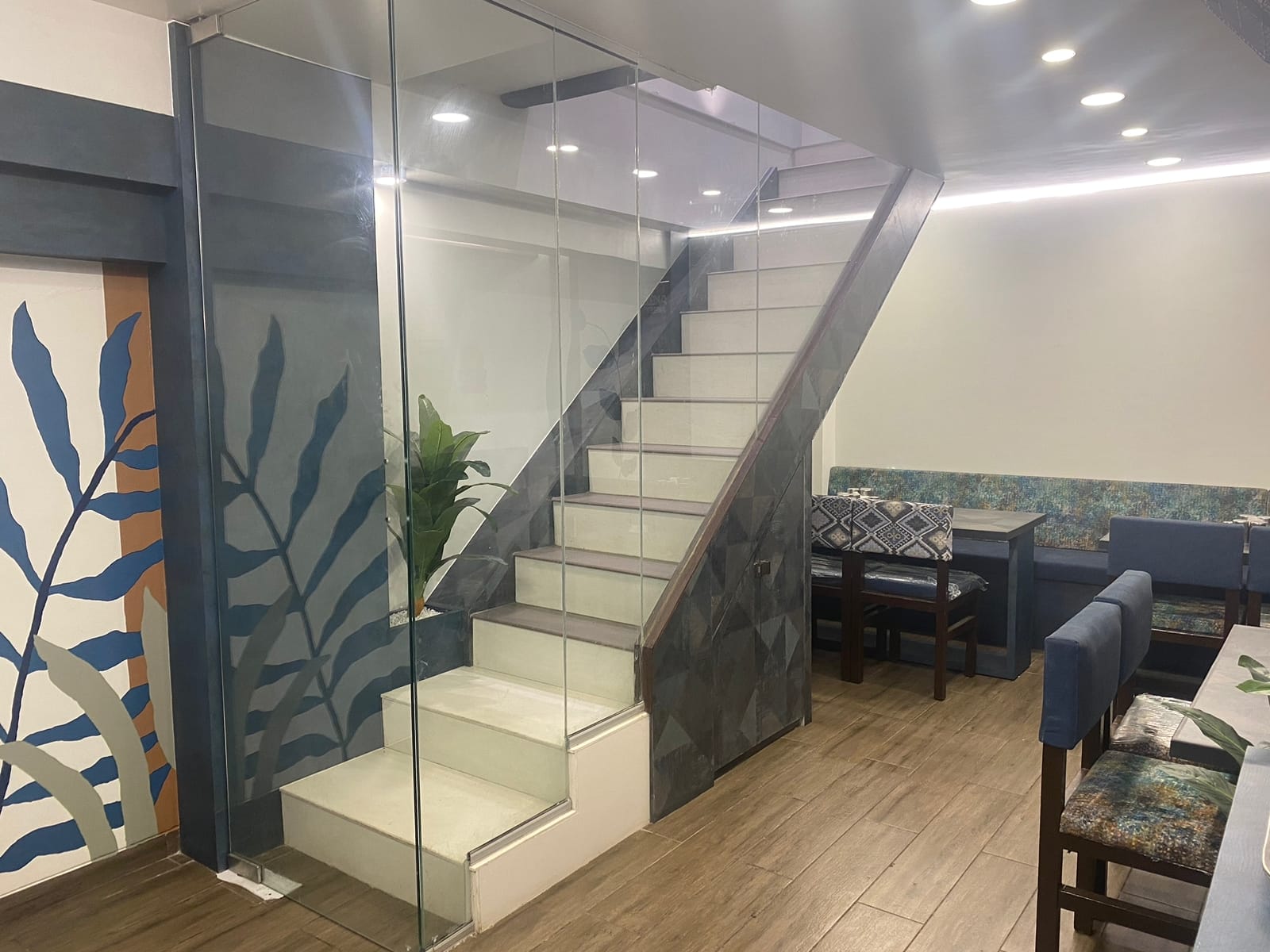 Restaurant image