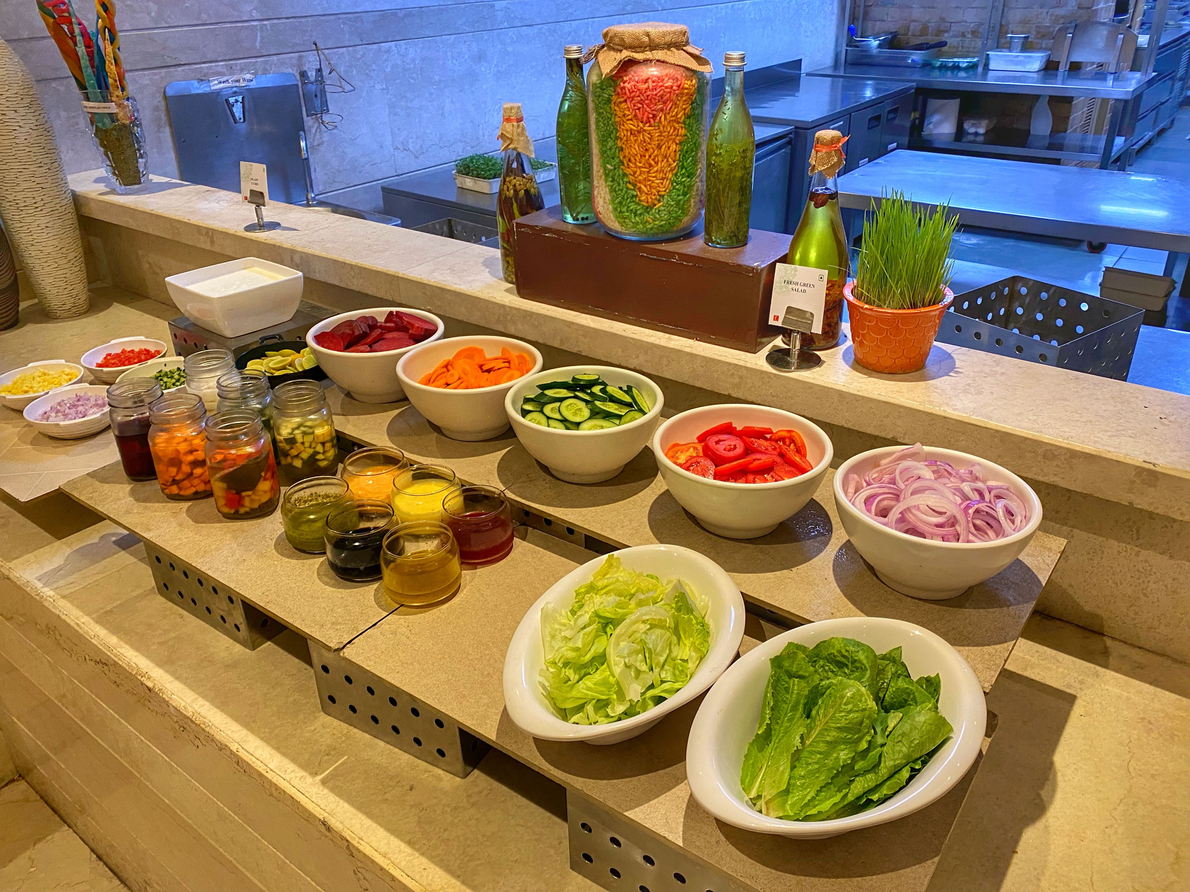 brunch spots, brunch restaurants, weekend brunch, Sunday brunch, brunch cafes, buffet brunch, bottomless brunch, breakfast and brunch, brunch dining, all day breakfast - 24/7 All Day Dining - The Lalit Chandigarh - img1