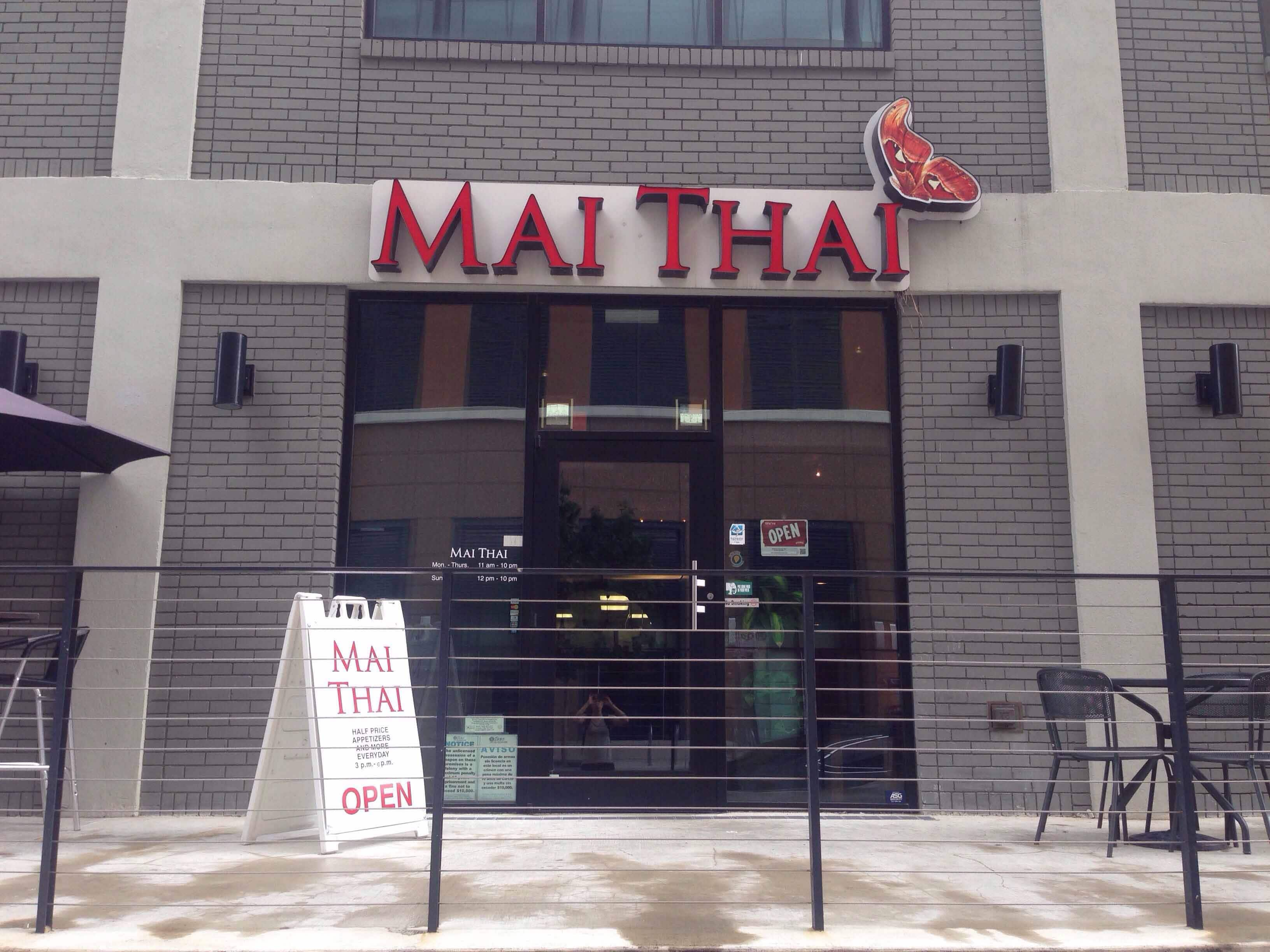 Mai Thai Restaurant Hours