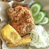 Ayam  Gepuk Sambal  Bawang Pak  Gembus  Jakarta Tangerang   Ayam  Gepuk Sambal  Bawang Pak  Gembus  Jakarta Tangerang