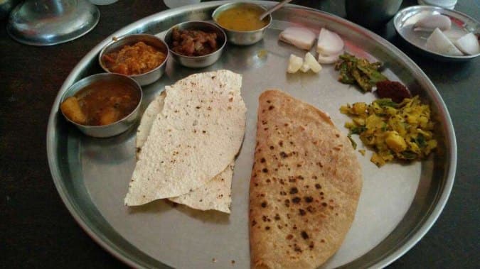 Giranar Kathiyavadi Restaurant