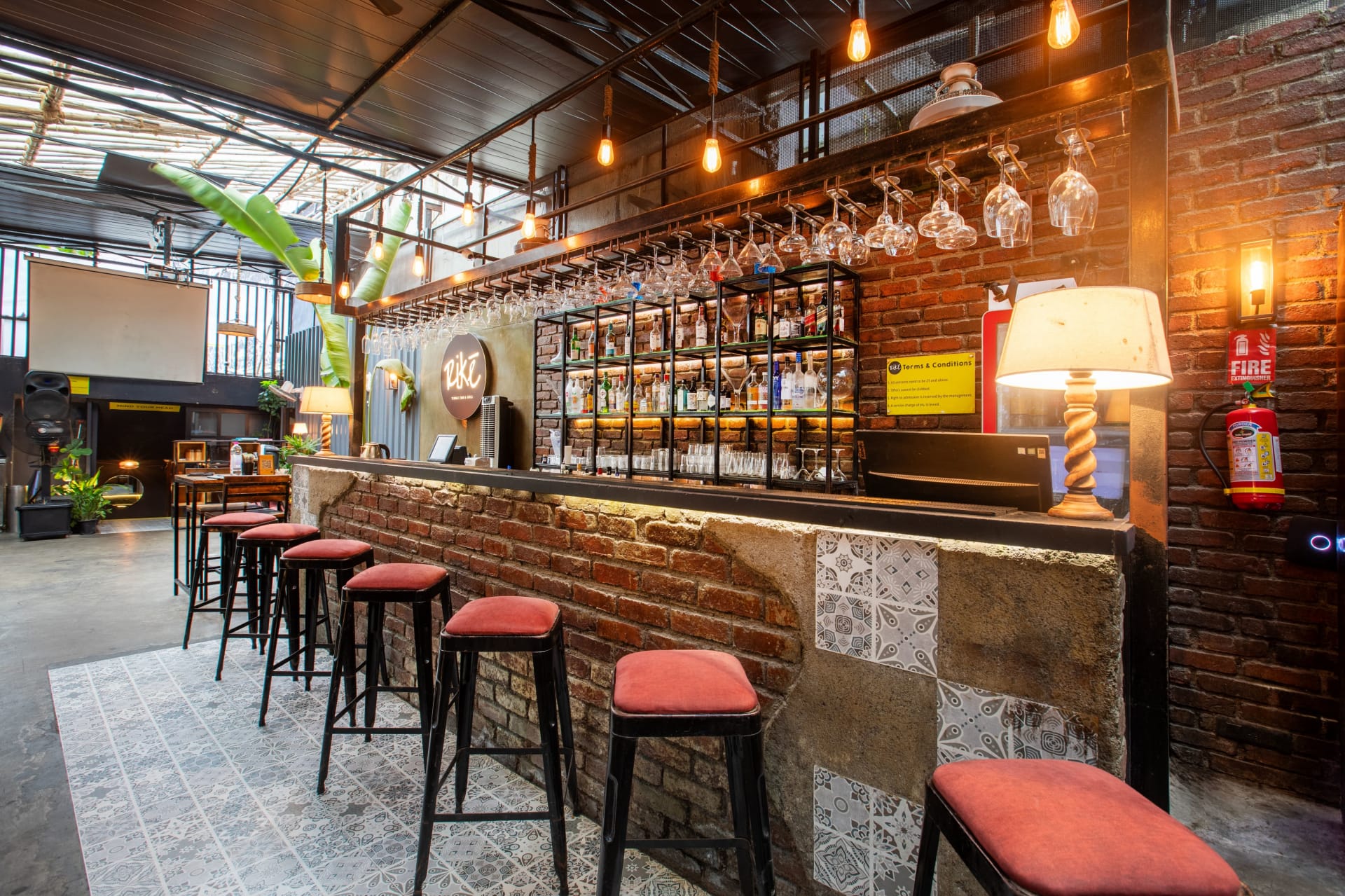 Restaurant image