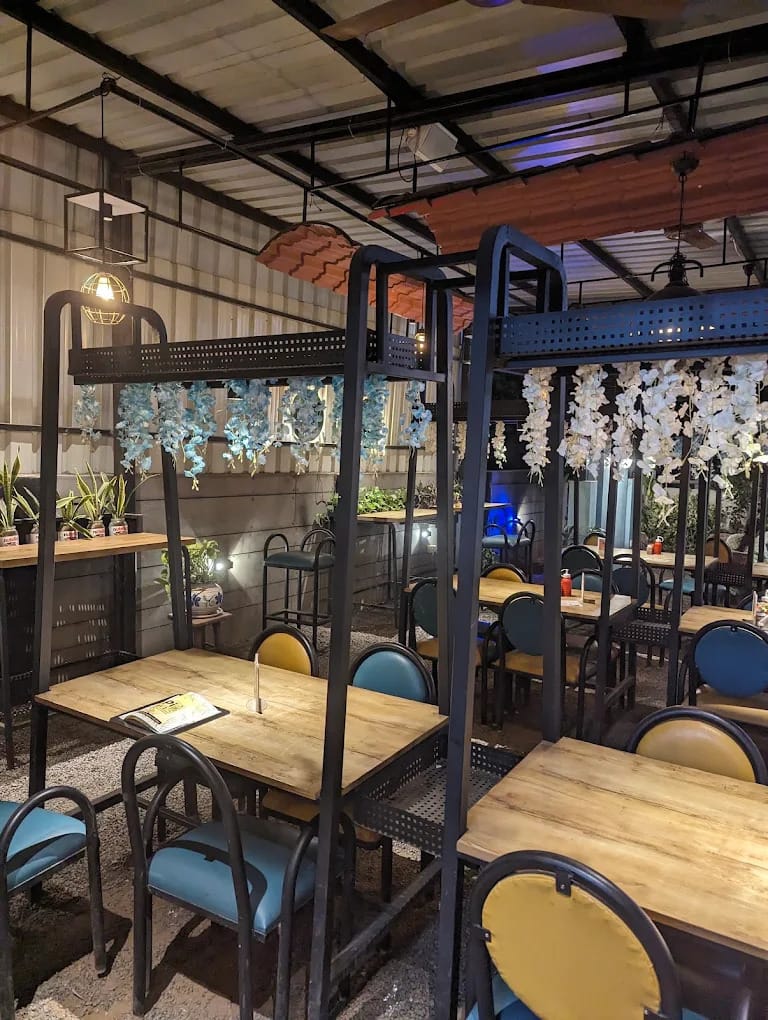 Restaurant image