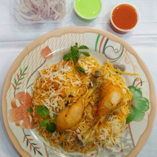 Lazeez Chicken Biryani