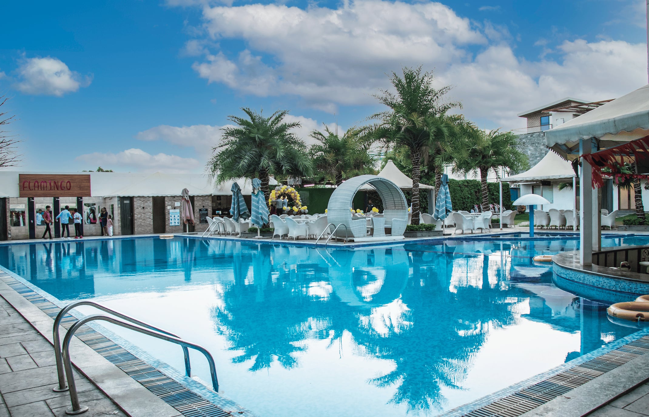 Skyshow Resort