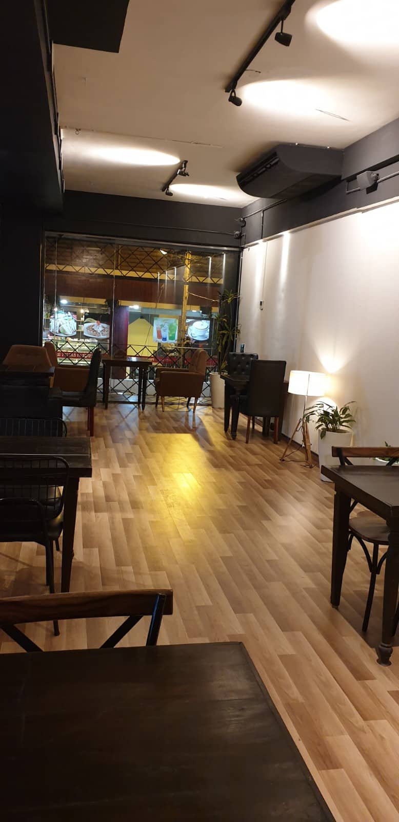 Breakfast restaurants near me, breakfast spots - Amata - img4