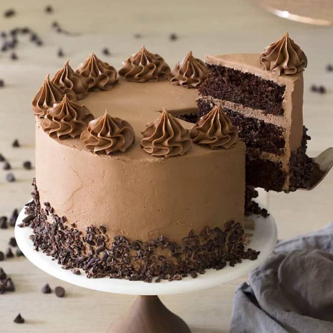 Hangout Cakes - This #fathersday Chocolate mousse is combined with  #aftereightchocolate Giving the right twist to our #classicchocolatemousse  Order now on hangoutcakes.com @swiggyindia or @zomato or #springsdaily for  delivery across Mumbai, Thane