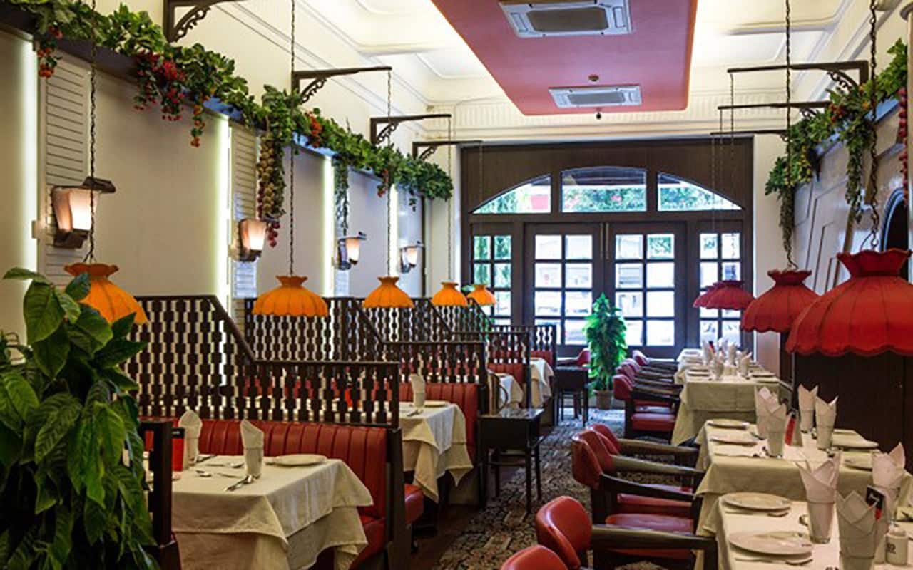 bengali thali, bengali food, rice, macher jhol, fish curry, thali, fish thali, fish thali near me, fish restaurants - Mocambo - img1