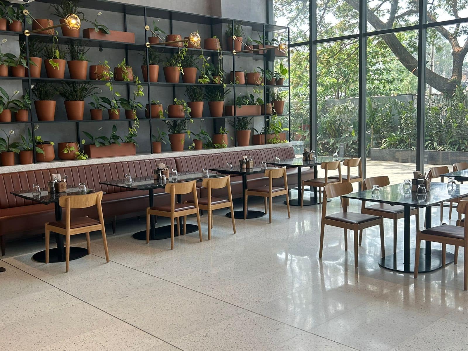 Breakfast restaurants near me, breakfast spots - LOKA - Greenpark Hotels - img2