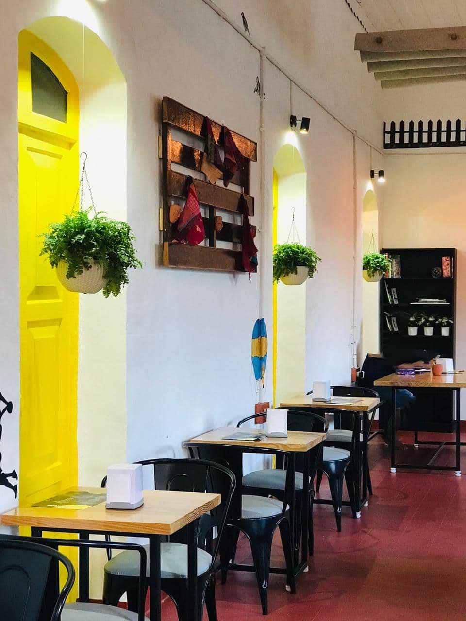 Restaurant image