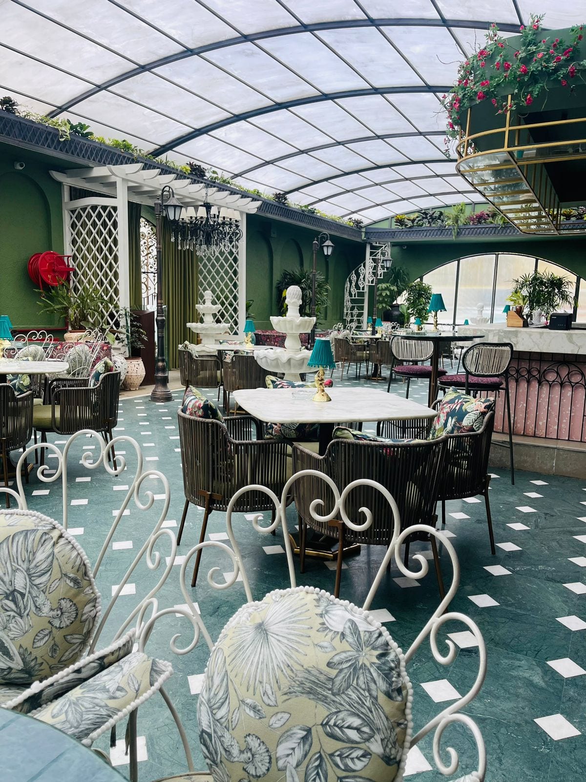 Restaurant image