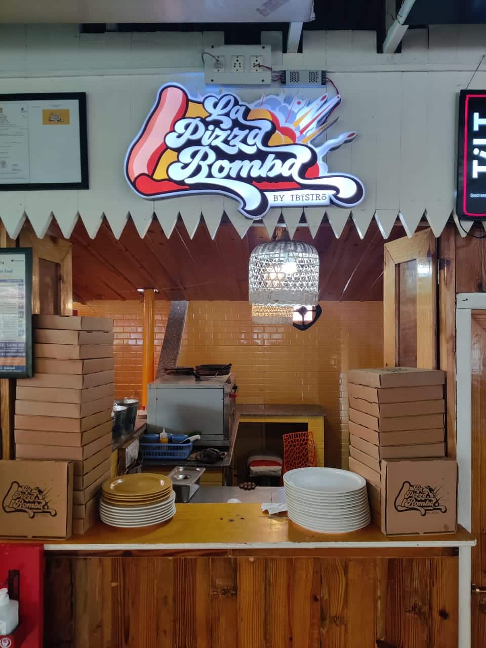 La Pizza Bomba By TBISTRO, Karanpur, Dehradun Zomato