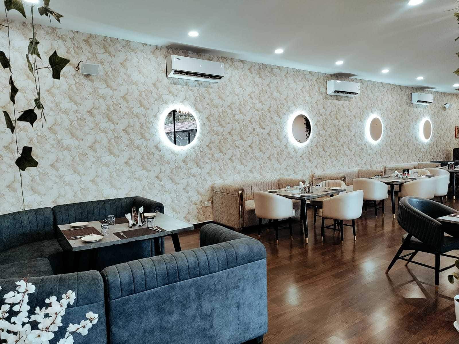 Restaurant image