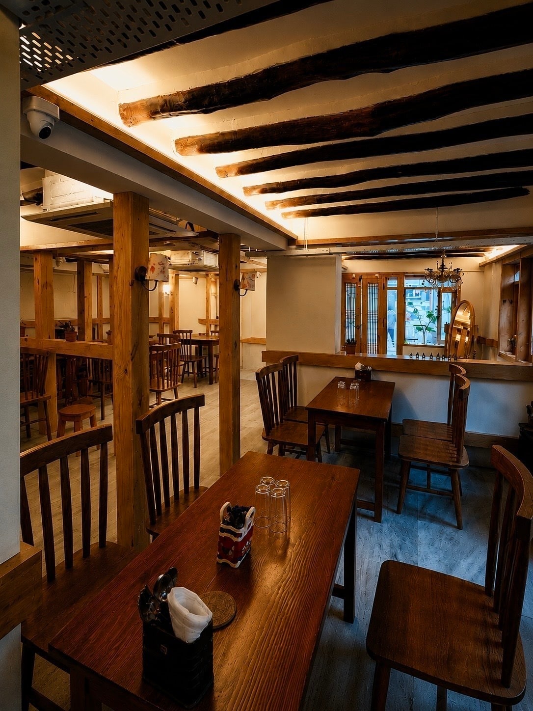 Restaurant image