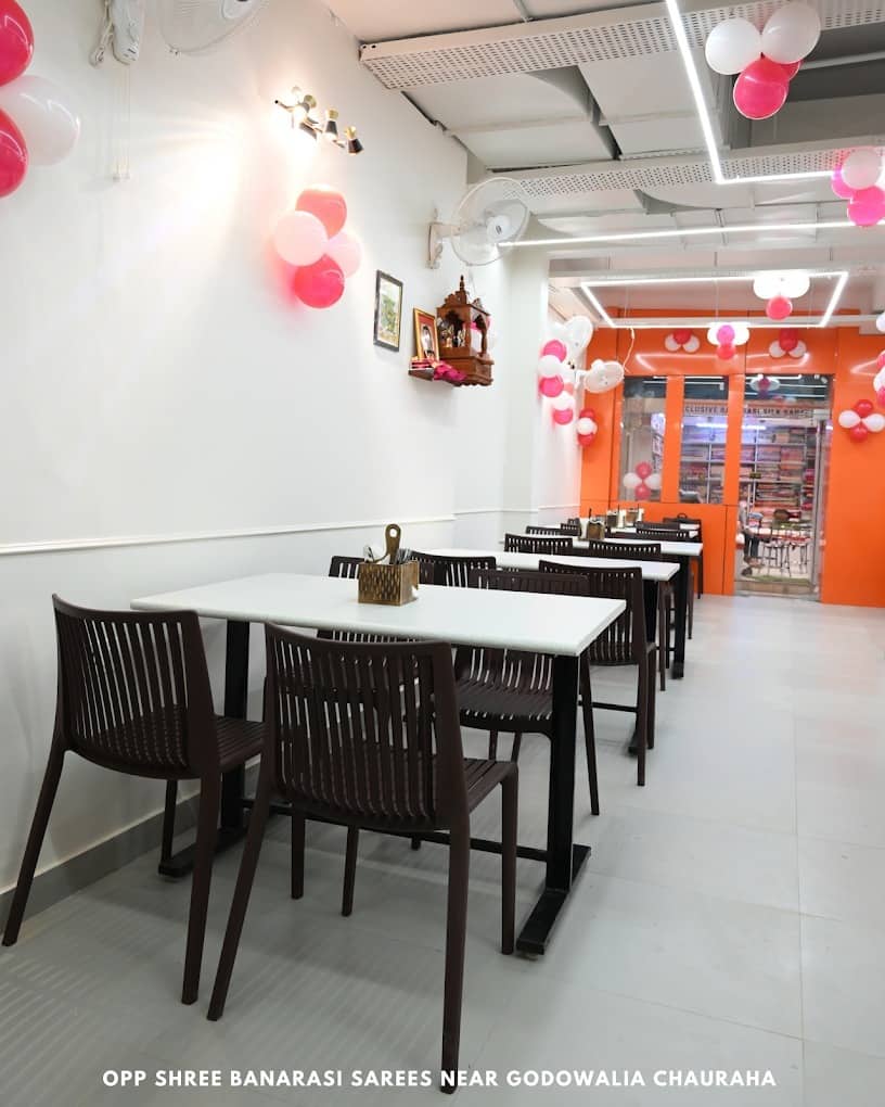 must visit veg restaurants, vegetarian restaurants, pure veg restaurants, veg food, satvik food, north indian veg, thali, local vegetarian food - Shree Bhojanam - img1