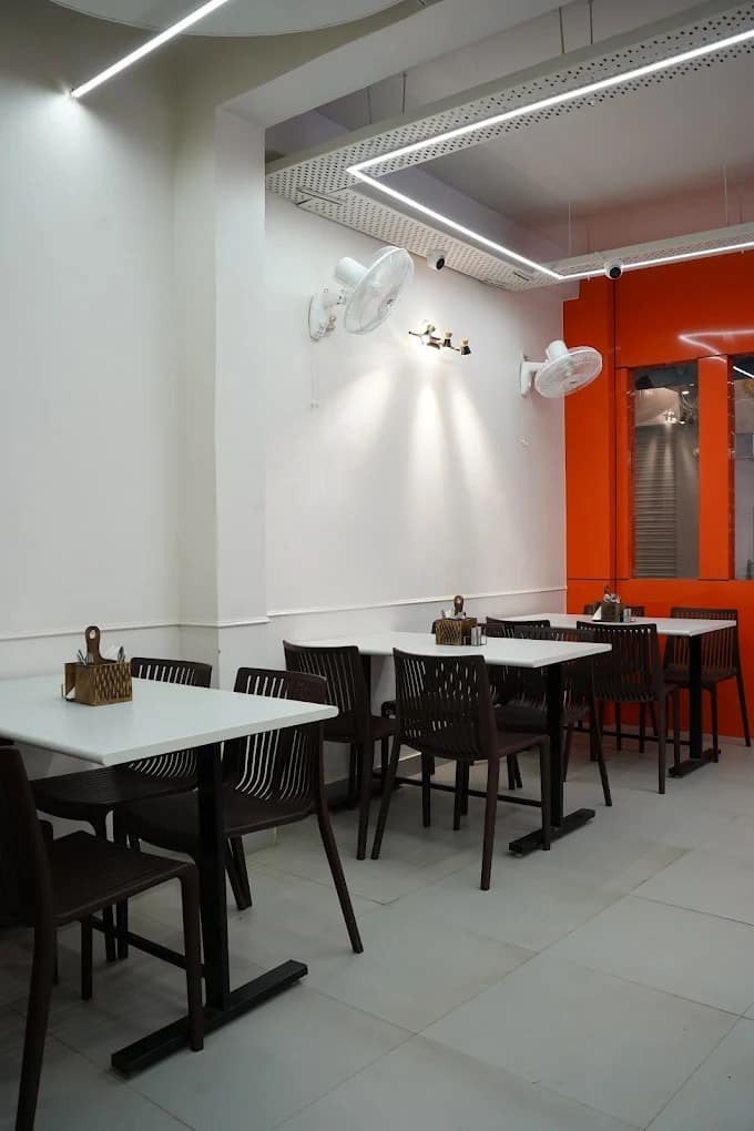 must visit veg restaurants, vegetarian restaurants, pure veg restaurants, veg food, satvik food, north indian veg, thali, local vegetarian food - Shree Bhojanam - img3